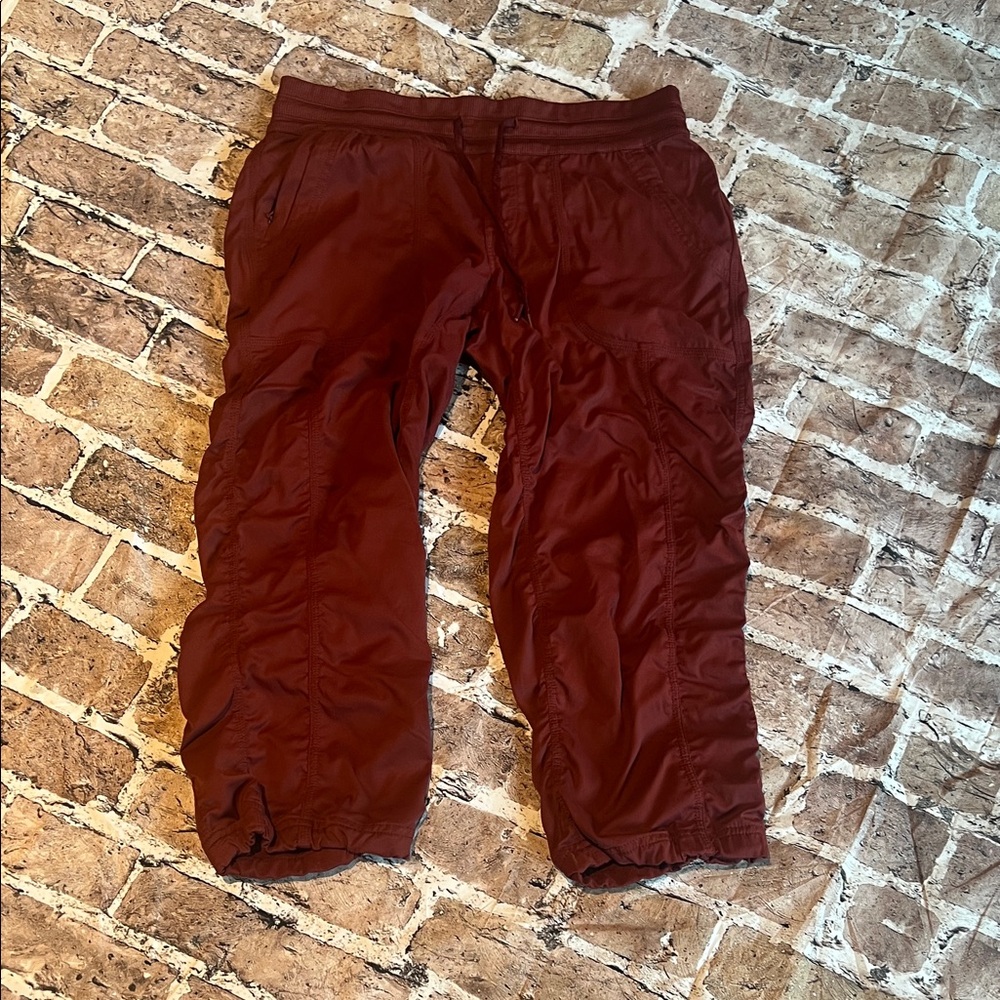 The North Face Brick Red Women's Aphrodite Capri pants